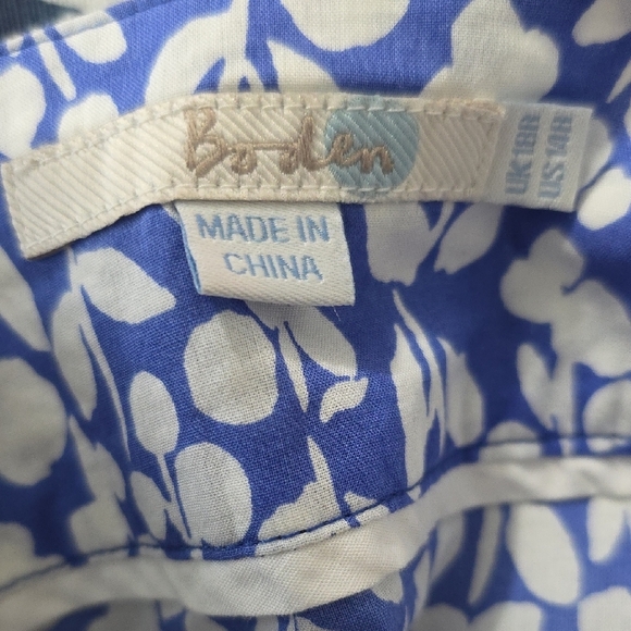 Boden Blue and White Floral Print Top Size 14R - Picture 3 of 4